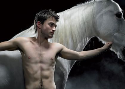 daniel-radcliffe-nu-harry-potter-and-the-deathly-hallows.jpg